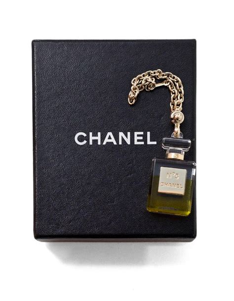 chanel perfume bottle keyring.